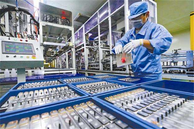 擬投資15億元建設(shè)硅碳負(fù)極、添加劑等鋰電材料項(xiàng)目