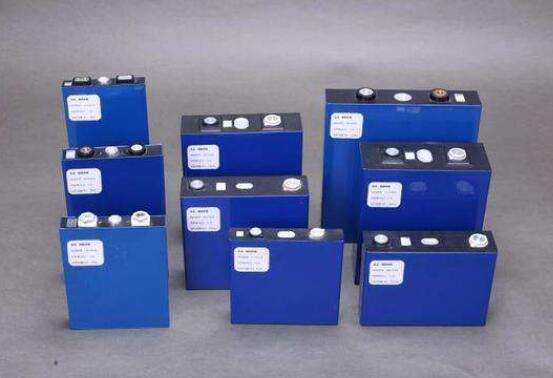 1GWh！中國鐵塔2021-2022年磷酸鐵鋰換電電池招標！