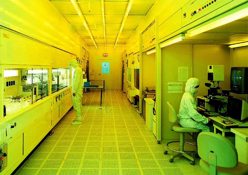 半導(dǎo)體無(wú)塵車間防靜電地板施工指南！